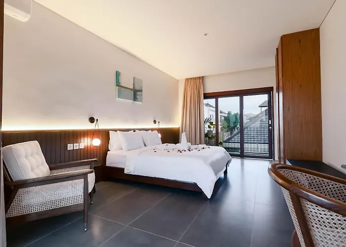 Luxury 4br Private Pool Villa, Serene Lux Villa Jimbaran